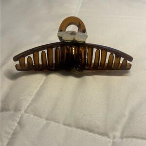 White blossom Clear brown Claw clip